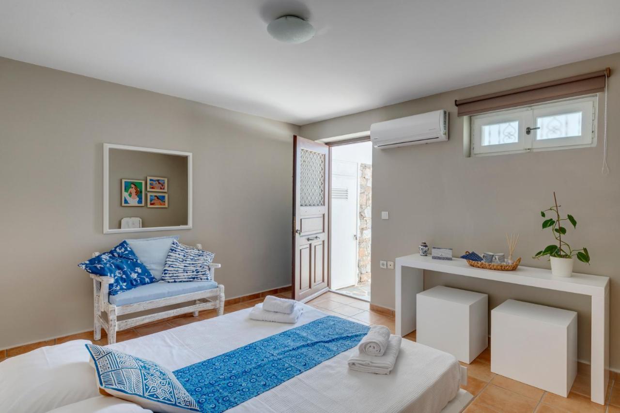 פיניקאס Cycladic Aura - Traditional Holiday Cottage מראה חיצוני תמונה
